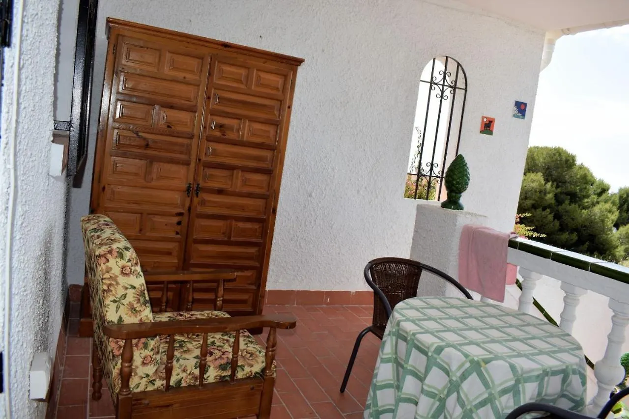 فيلا نيرخافي C/ Abetos 12 Urb. Algarrobo إسبانيا
